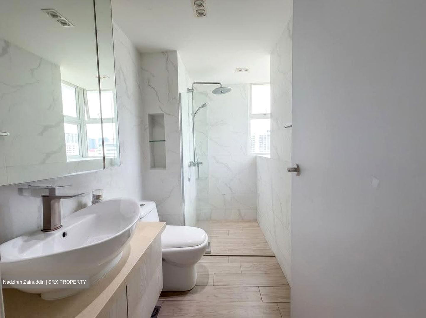 The Esparis (D18), Condominium #612804761